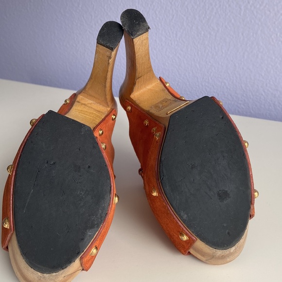 Gucci 6” wooden heels burnt orange suede upper with golden horsebit - Picture 7 of 16